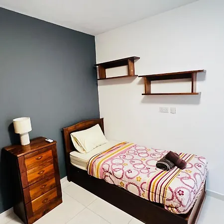 Fleur-de-lys * Сент-Полс-Бей