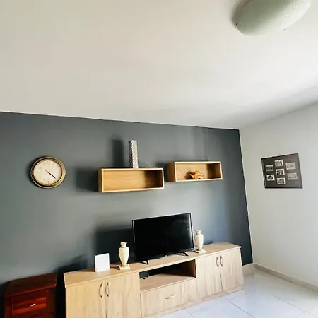 Fleur-de-lys Апартаменты