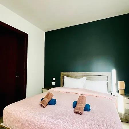 Fleur-de-lys * Сент-Полс-Бей