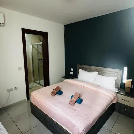 Fleur-de-lys Апартаменты