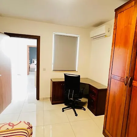 Fleur-de-lys * Сент-Полс-Бей