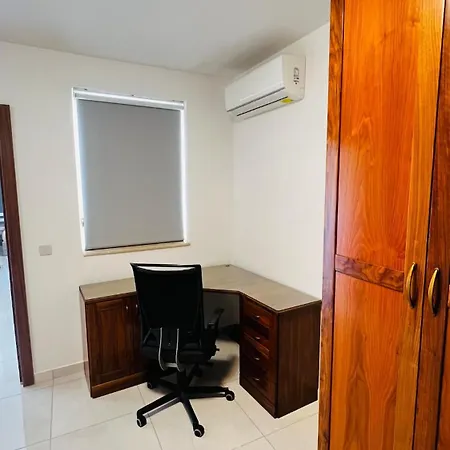 Fleur-de-lys Апартаменты Сент-Полс-Бей