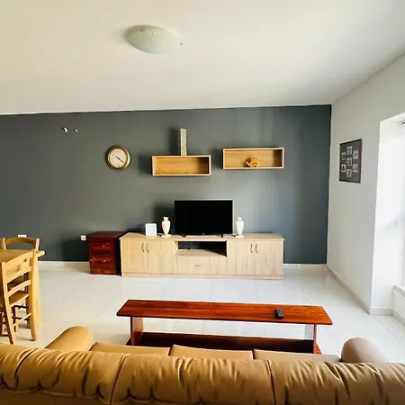 Fleur-de-lys * Сент-Полс-Бей